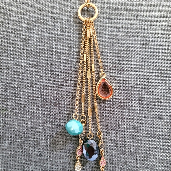 🔥3 for $22🔥 Van Heusen Long Gold Toned Pendant Necklace - Picture 2 of 4